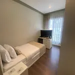 מלון Dbd Bayrakli