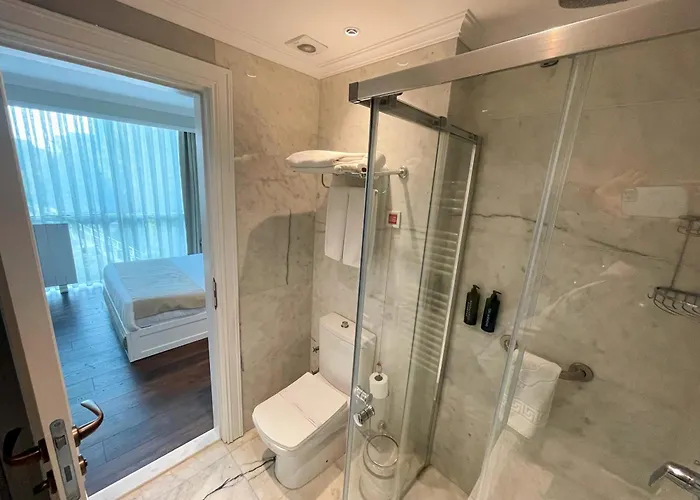 Dbd Hotel Bayrakli *